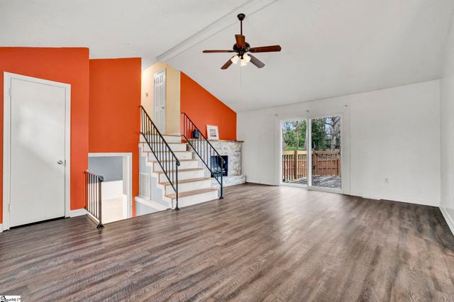 107 Bentbrush Drive, Simpsonville, SC 29680