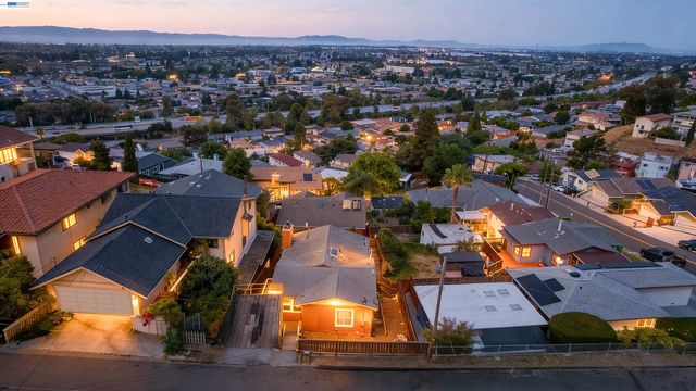 16805 President Dr, Castro Valley, CA 94578