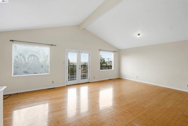 16805 President Dr, Castro Valley, CA 94578