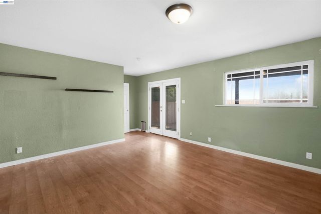 16805 President Dr, Castro Valley, CA 94578