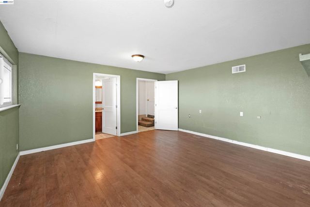 16805 President Dr, Castro Valley, CA 94578