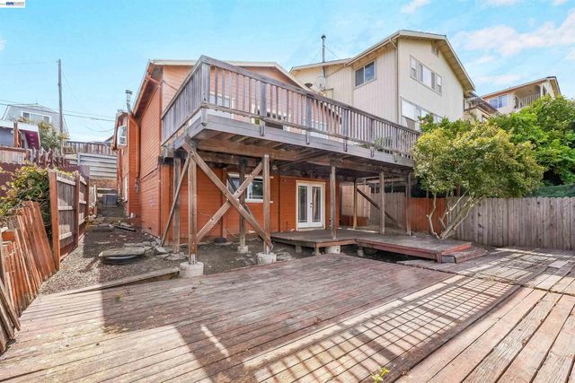 16805 President Dr, Castro Valley, CA 94578