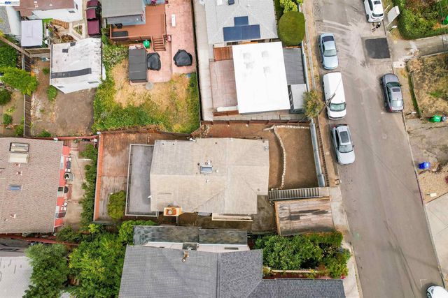 16805 President Dr, Castro Valley, CA 94578