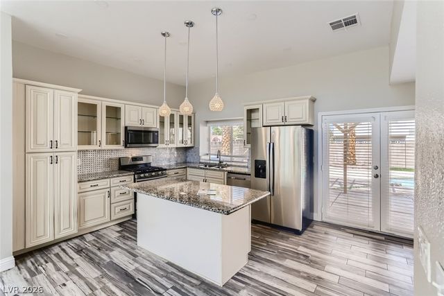7980 Boardwalk Way, Las Vegas, NV 89123