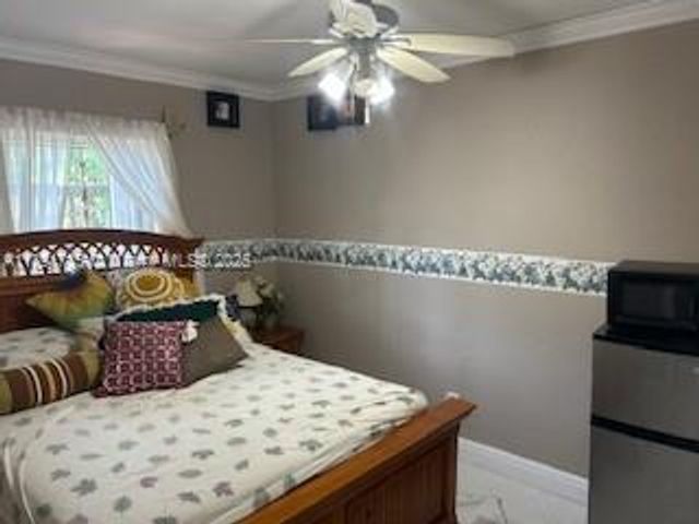 1176 NW 38th St 1, Miami, FL 33127