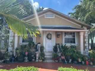 1176 NW 38th St 1, Miami, FL 33127