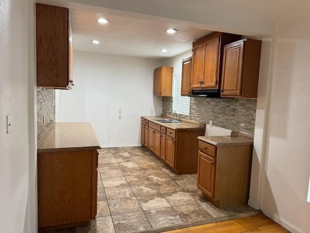 5225 E Belmont Avenue, Fresno, CA 93727