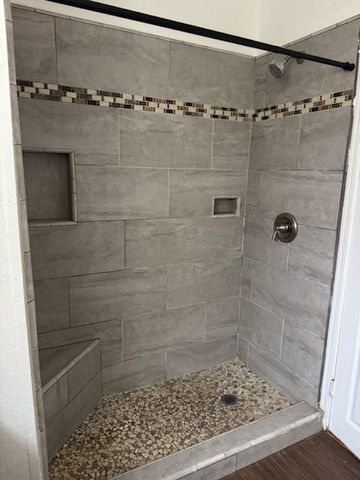 5225 E Belmont Avenue, Fresno, CA 93727