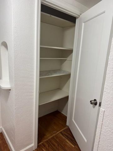 5225 E Belmont Avenue, Fresno, CA 93727