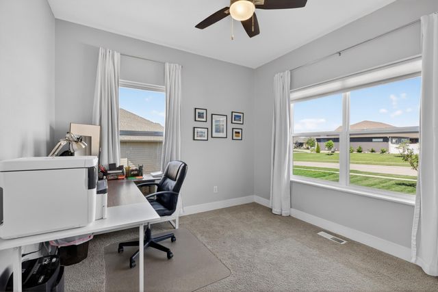 2124 Donald Drive, Cedar Falls, IA 50613