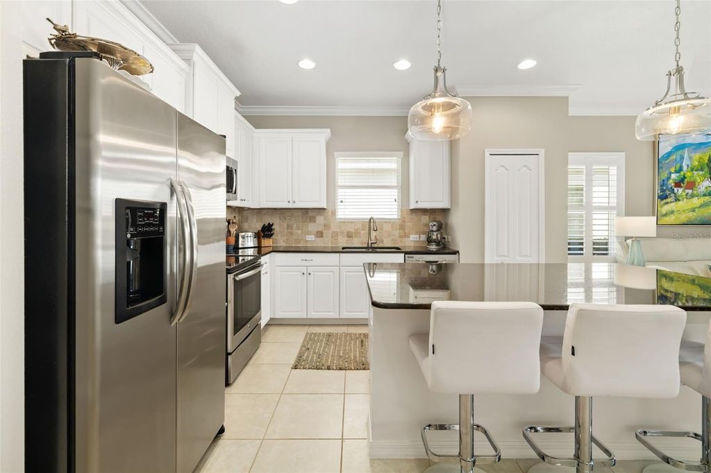 Image 13 of property listing at 5423 FAIRFIELD BOULEVARD, Bradenton, FL 34203