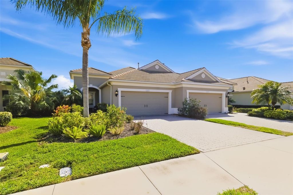 Image 39 of property listing at 5423 FAIRFIELD BOULEVARD, Bradenton, FL 34203