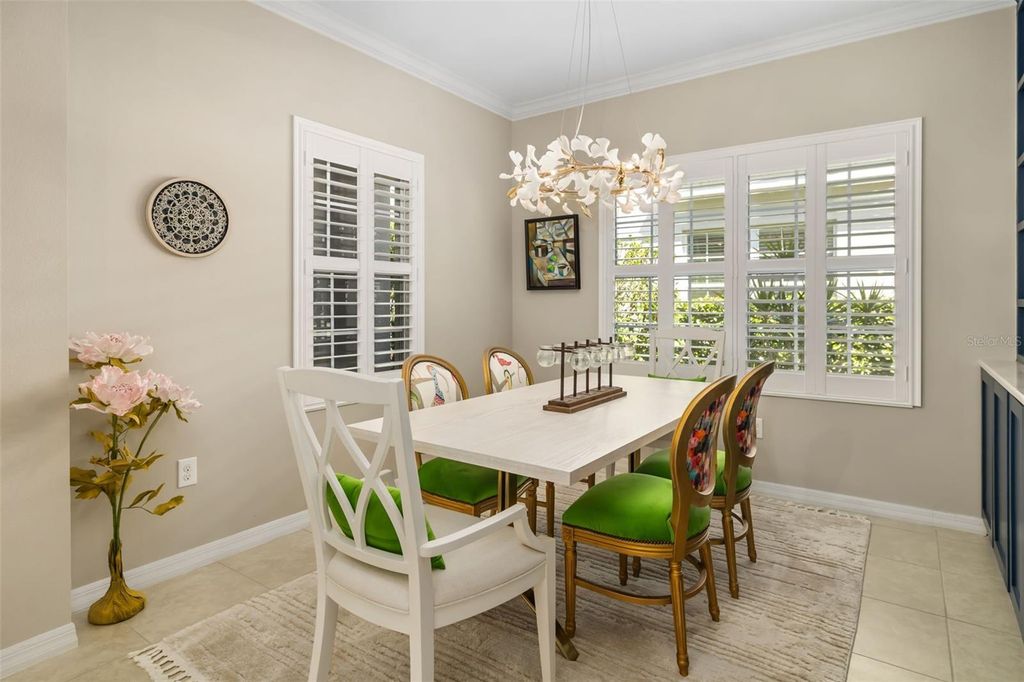 Image 6 of property listing at 5423 FAIRFIELD BOULEVARD, Bradenton, FL 34203