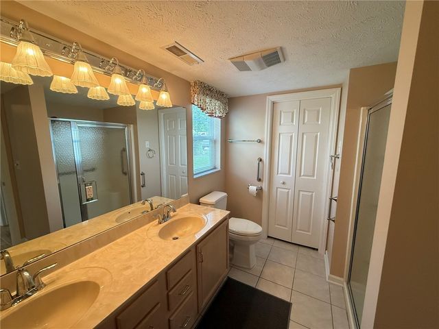 411 Chestnut Ln, Allegheny Twp, PA 15613