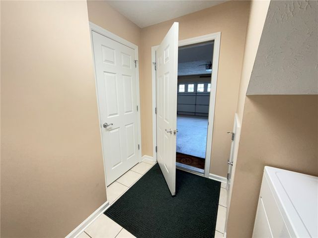 411 Chestnut Ln, Allegheny Twp, PA 15613