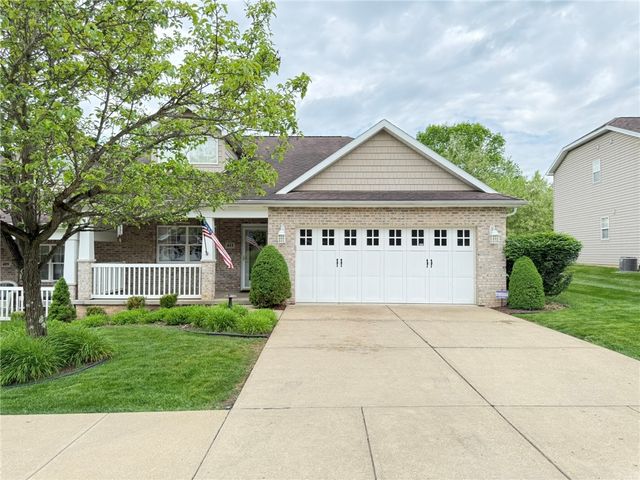 411 Chestnut Ln, Allegheny Twp, PA 15613