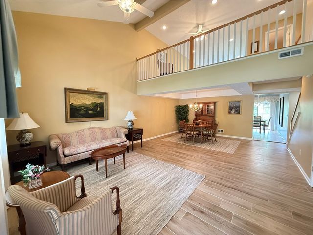 411 Chestnut Ln, Allegheny Twp, PA 15613