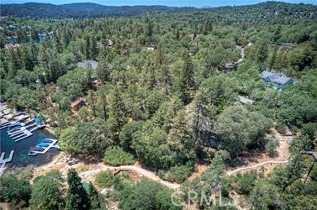 72 N Winter Harbor C, Lake Arrowhead, CA 92352