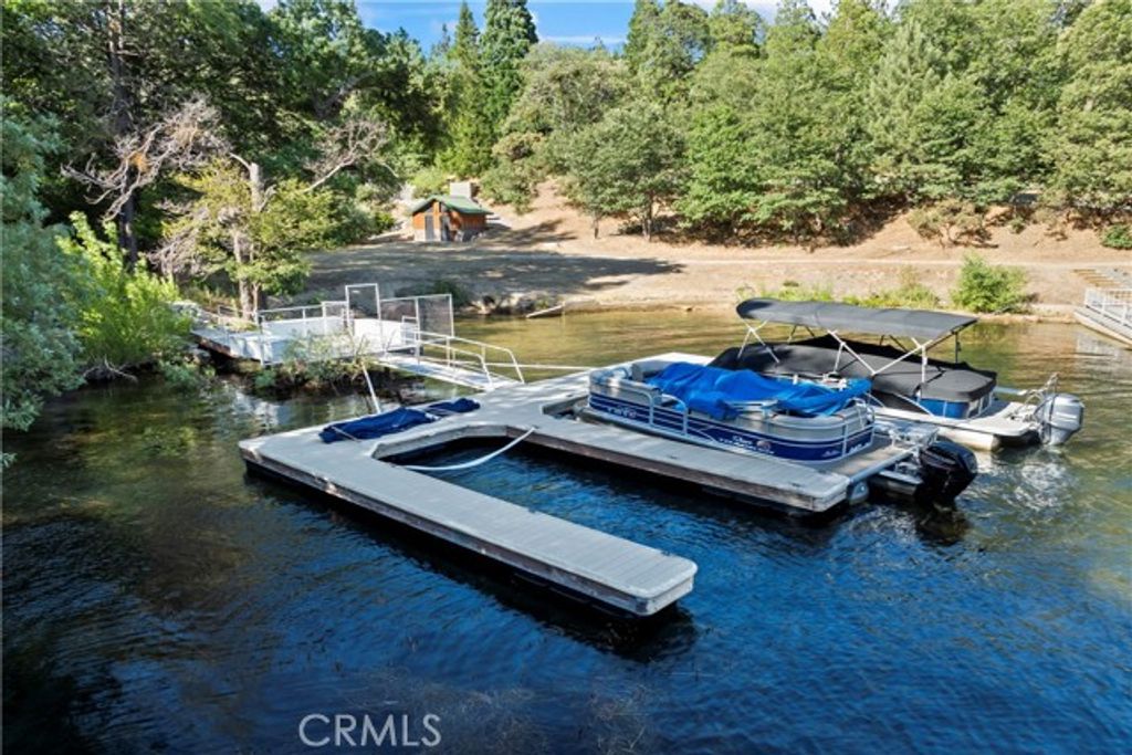 72 N Winter Harbor C, Lake Arrowhead, CA 92352