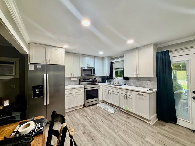 25 LAGRANGE ST, Moscow, TN 38057