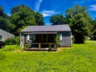25 LAGRANGE ST, Moscow, TN 38057