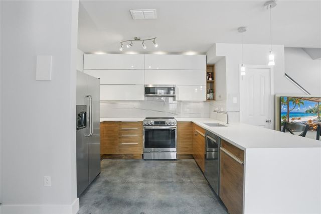 734 CENTERVALE DRIVE 734, Celebration, FL 34747