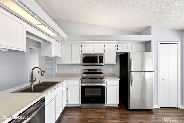 1614 IBIS Drive, Orange Park, FL 32065