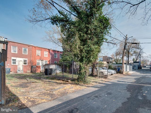 1709 L ST NE, Washington, DC 20002