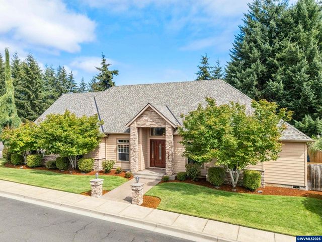 2261 Chapman Hill Dr NW, Salem, OR 97304