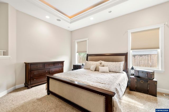 2261 Chapman Hill Dr NW, Salem, OR 97304