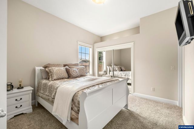 2261 Chapman Hill Dr NW, Salem, OR 97304