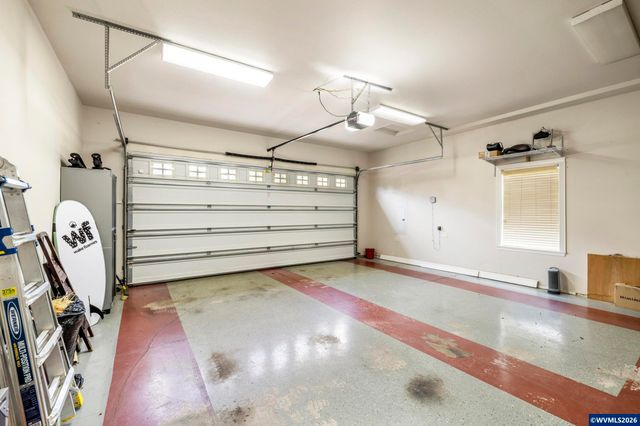 2261 Chapman Hill Dr NW, Salem, OR 97304