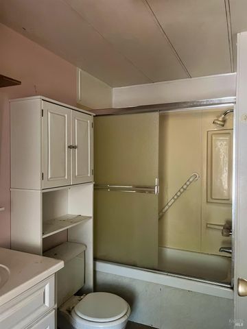 46145 Meadow Ln N, Laytonville, CA 95454