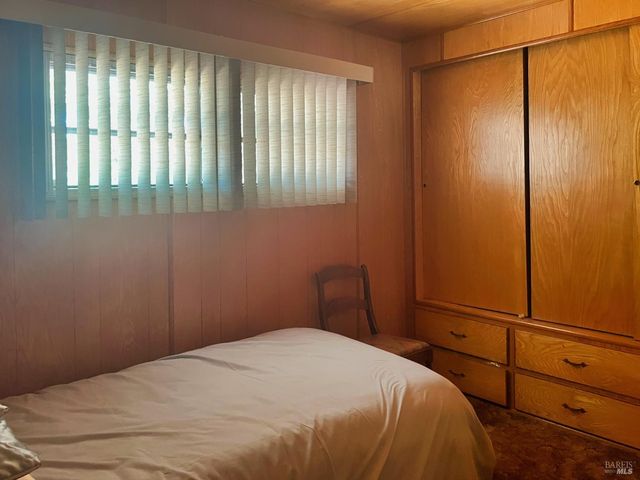 46145 Meadow Ln N, Laytonville, CA 95454