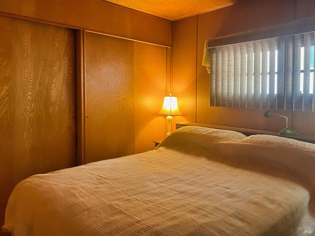 46145 Meadow Ln N, Laytonville, CA 95454