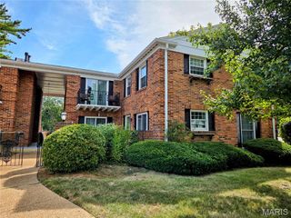 13415 Land O Woods Drive 5, Chesterfield, MO 63141