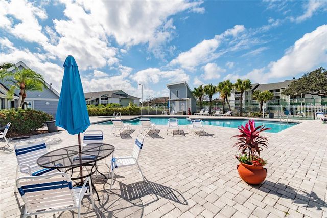 455 ALT 19 S 225, Palm Harbor, FL 34683