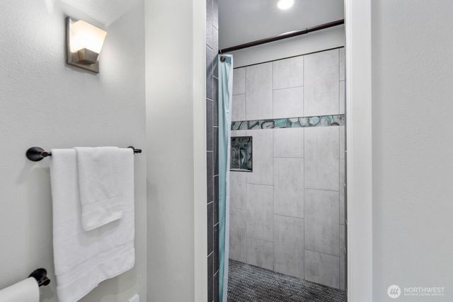 2120 Jones Avenue NE, Renton, WA 98056