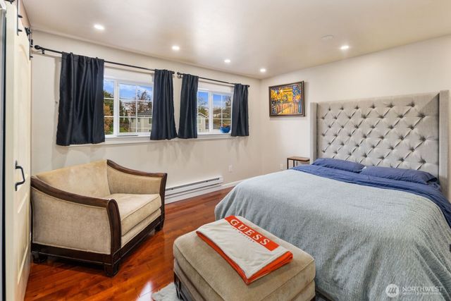 2120 Jones Avenue NE, Renton, WA 98056