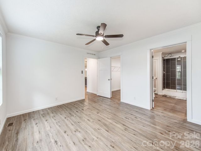 7822 Stillwater Drive, Sherrills Ford, NC 28673