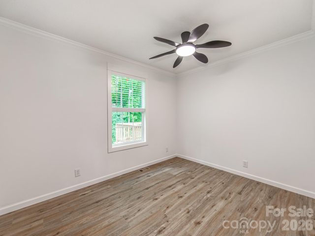 7822 Stillwater Drive, Sherrills Ford, NC 28673