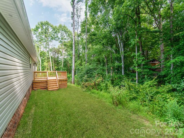 7822 Stillwater Drive, Sherrills Ford, NC 28673