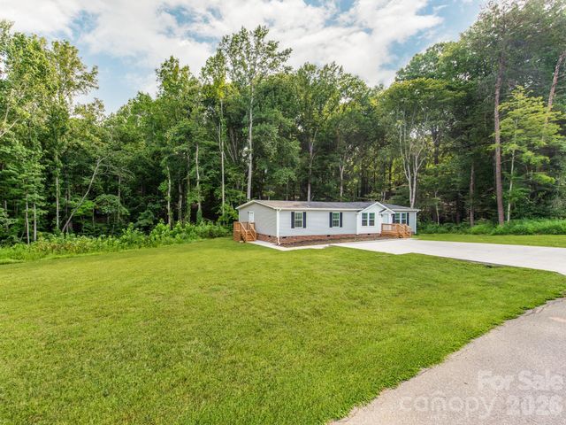 7822 Stillwater Drive, Sherrills Ford, NC 28673