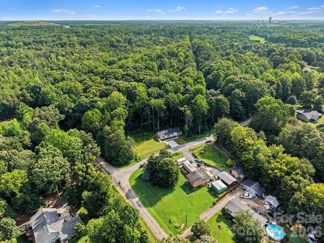 7822 Stillwater Drive, Sherrills Ford, NC 28673