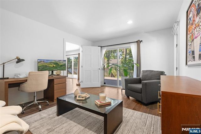 30 Creston Avenue, Tenafly, NJ 07670