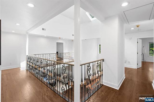 30 Creston Avenue, Tenafly, NJ 07670
