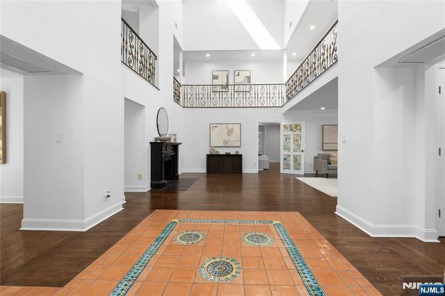 30 Creston Avenue, Tenafly, NJ 07670