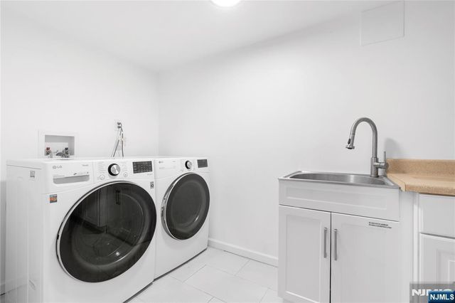 30 Creston Avenue, Tenafly, NJ 07670