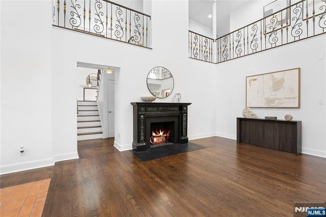 30 Creston Avenue, Tenafly, NJ 07670