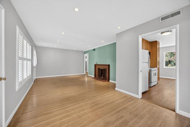4549 Lippi Pkwy, Sacramento, CA 95823